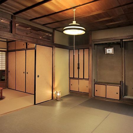 Kiyomizuan 清水庵 車庫2台可 ビフォアアフターの匠 坂田基禎さん改築の京町家 Hotel Kyoto Exterior foto